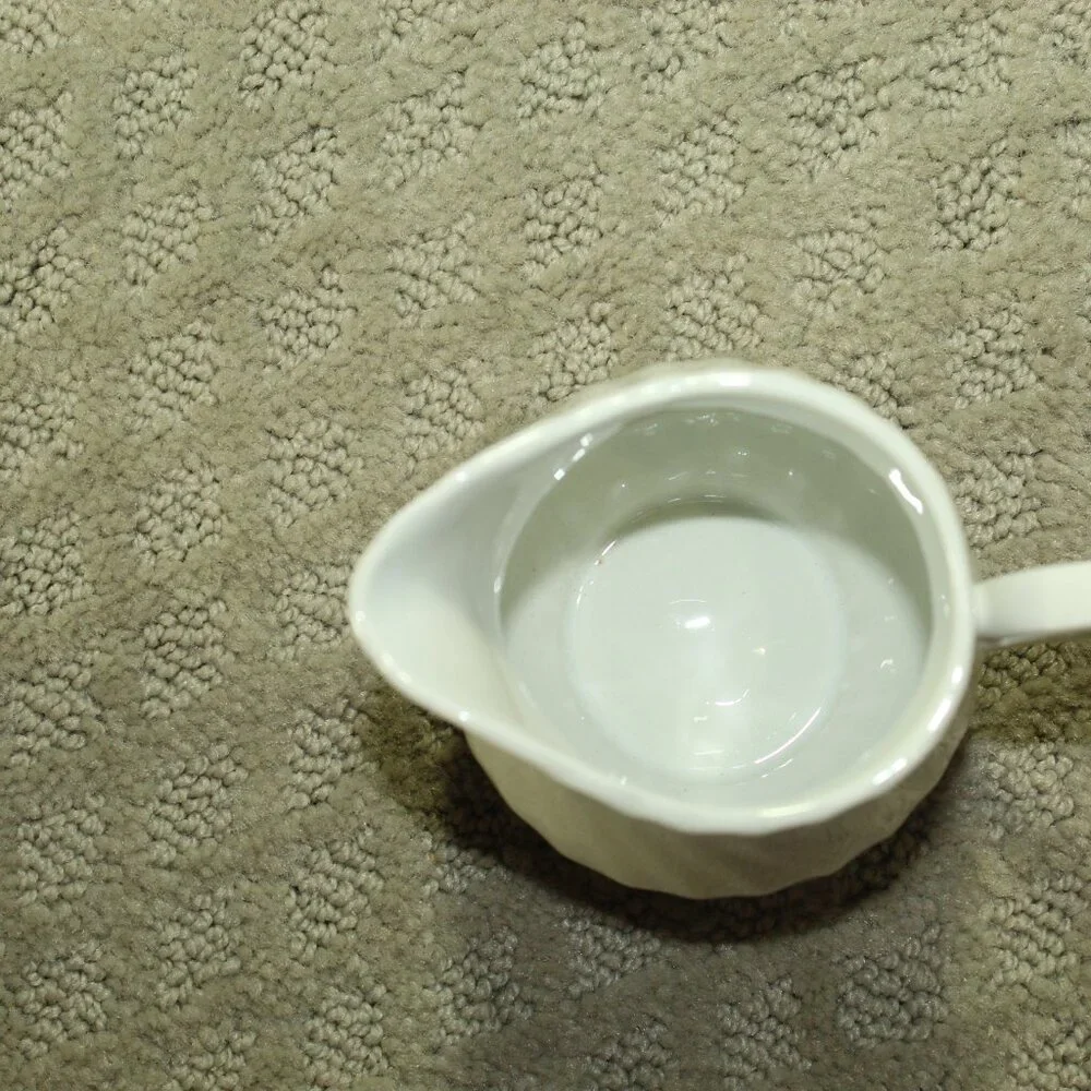 Gibson Houseware White Swirl Cream and Sugar Bowl with Lid